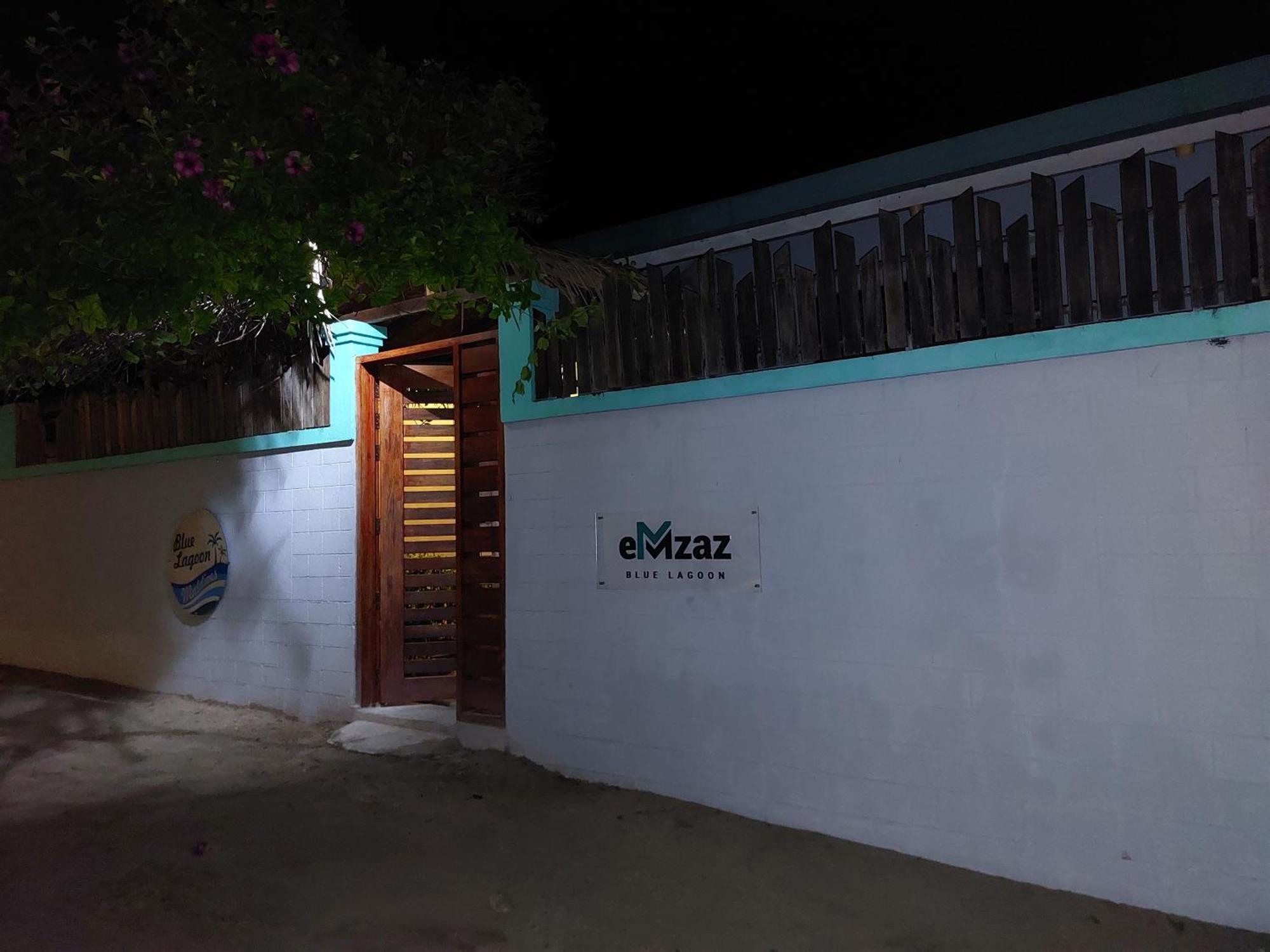 Emzaz Blue Lagoon Ugoofaaru Eksteriør bilde