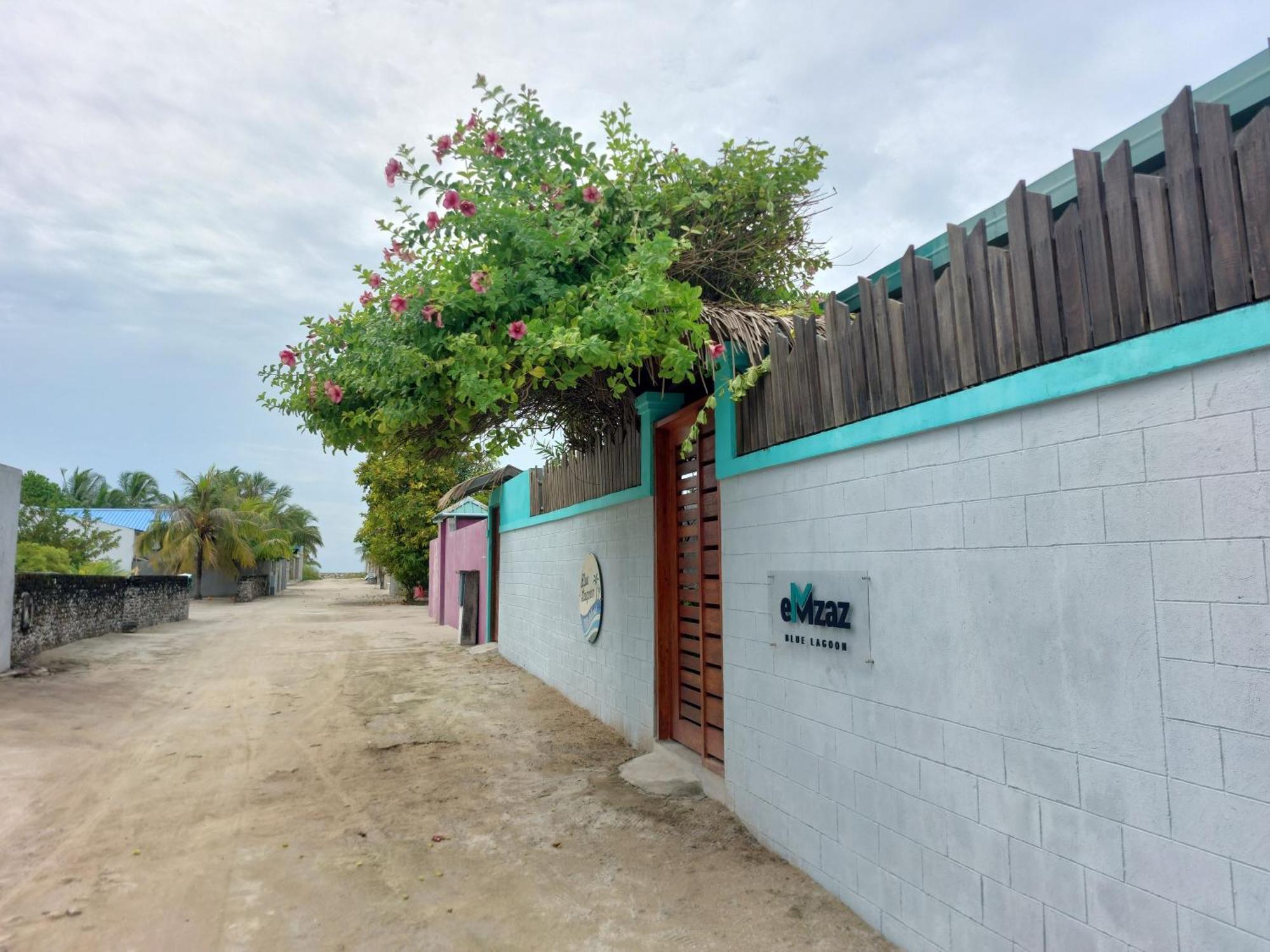Emzaz Blue Lagoon Ugoofaaru Eksteriør bilde